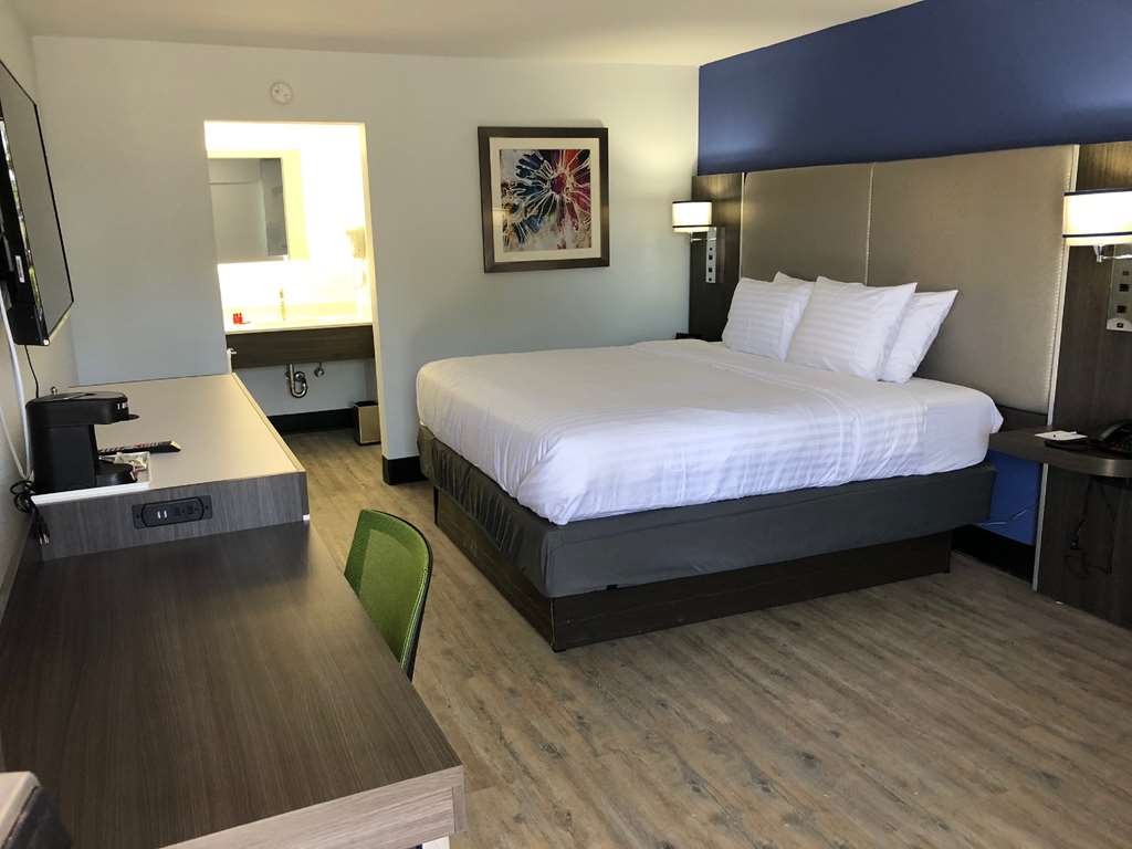 SureStay Plus Hotel by Best Western Sacramento Cal Expo - photo 13