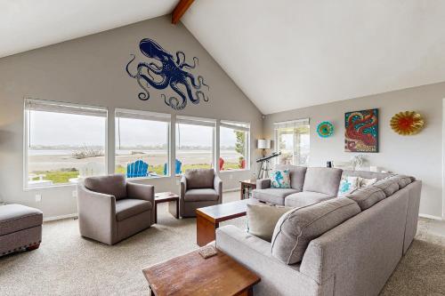 The Tipsy Kraken — 4-Star Luxury Hotel in Lincoln, United States