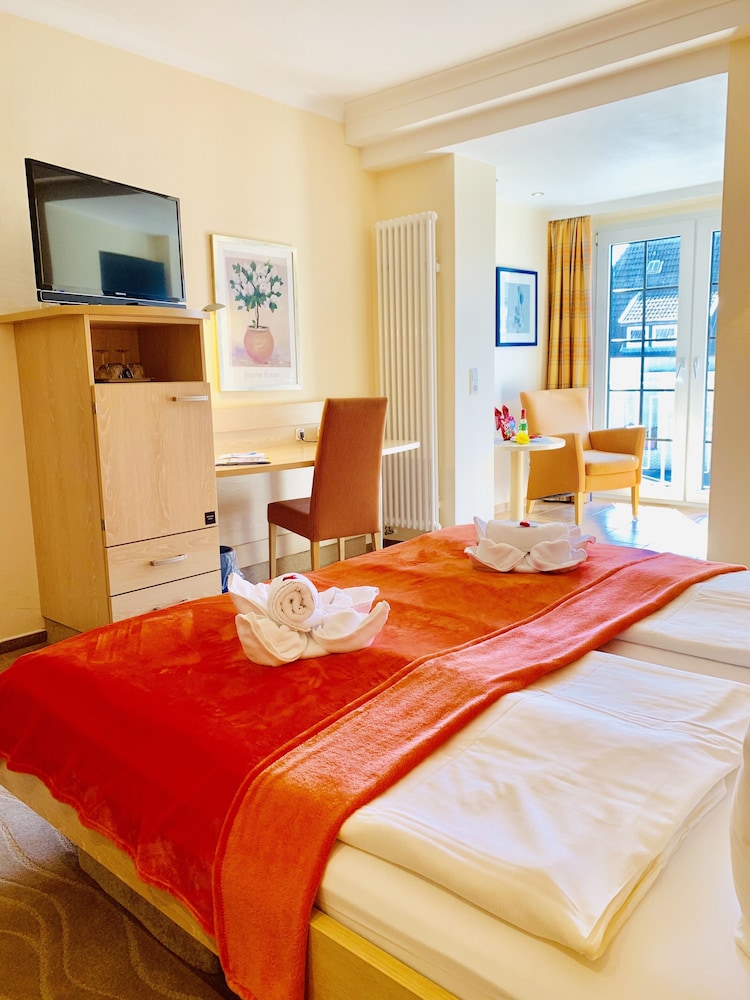 Aparthotel kleine Perle — 4-Star Luxury Hotel in Cuxhaven, Germany