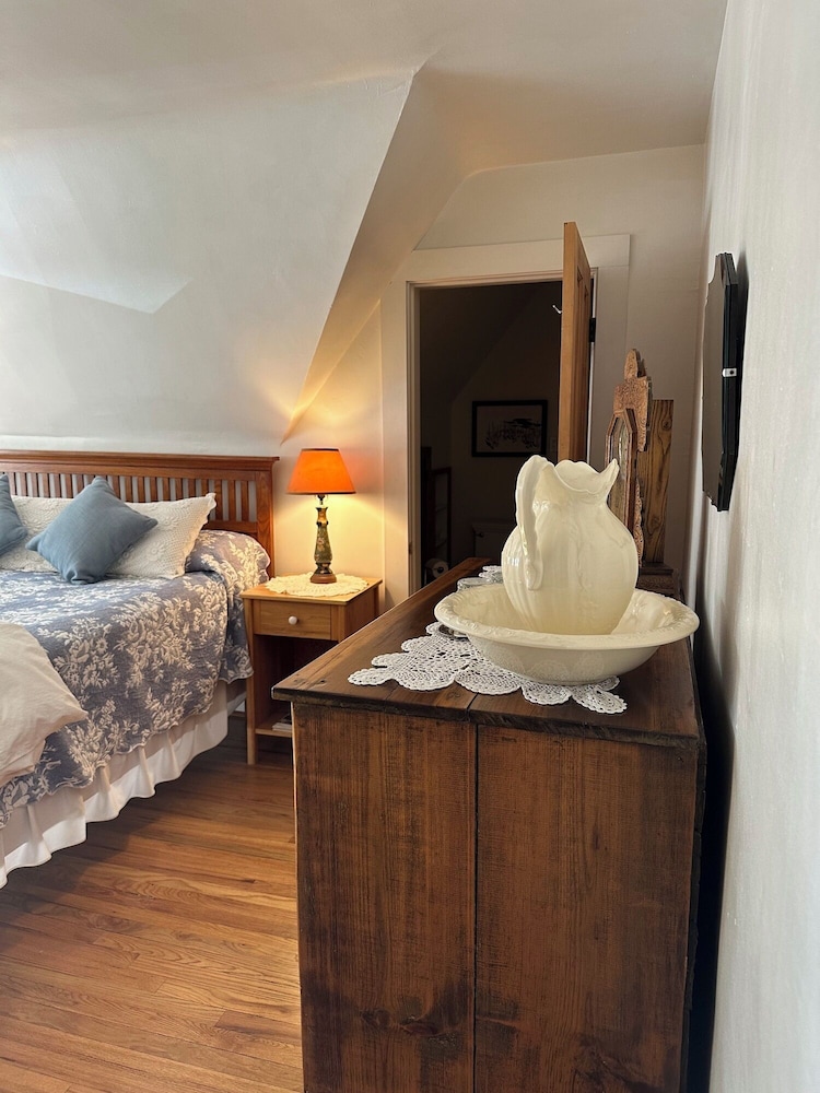 Gable House Bed and Breakfast Inn - photo 34