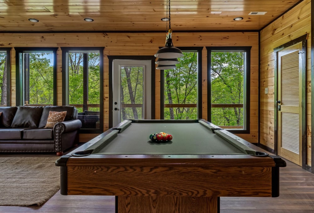 Mountain Majesty By Ghosal Luxury Lodging - photo 54