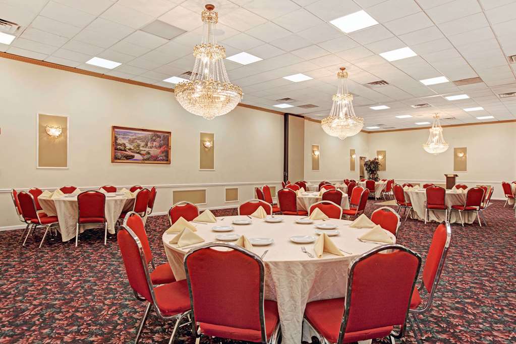 Ramada by Wyndham Flemington - photo 12
