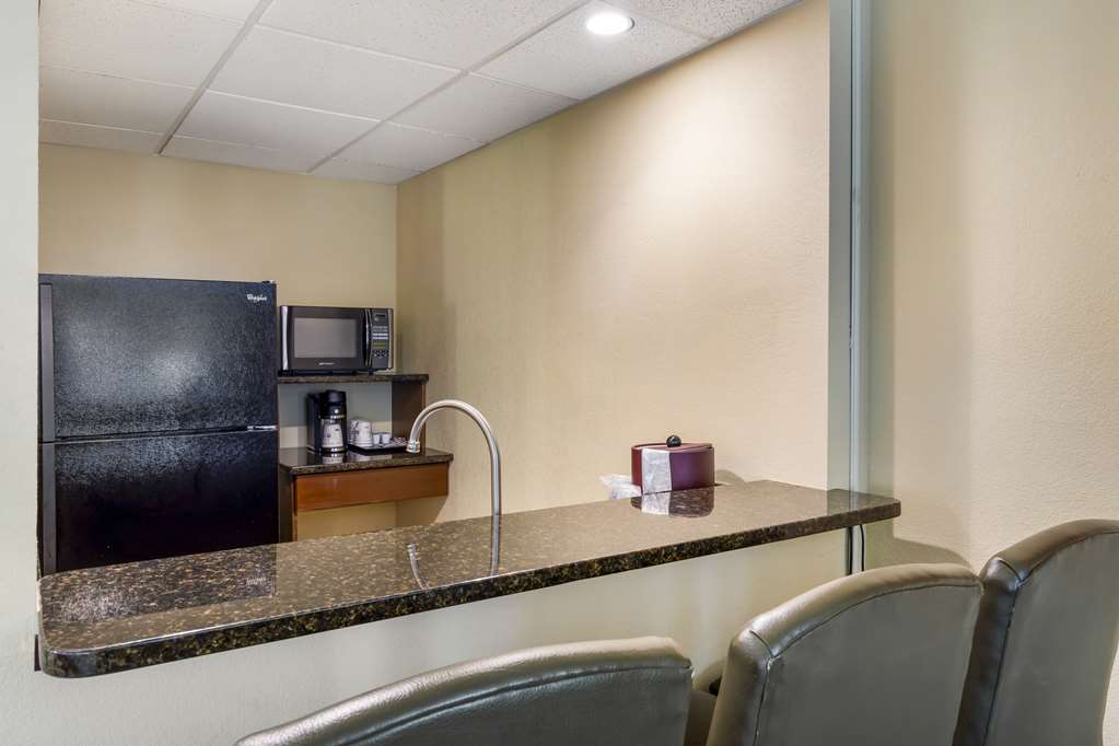 Best Western Plus Burlington - photo 21