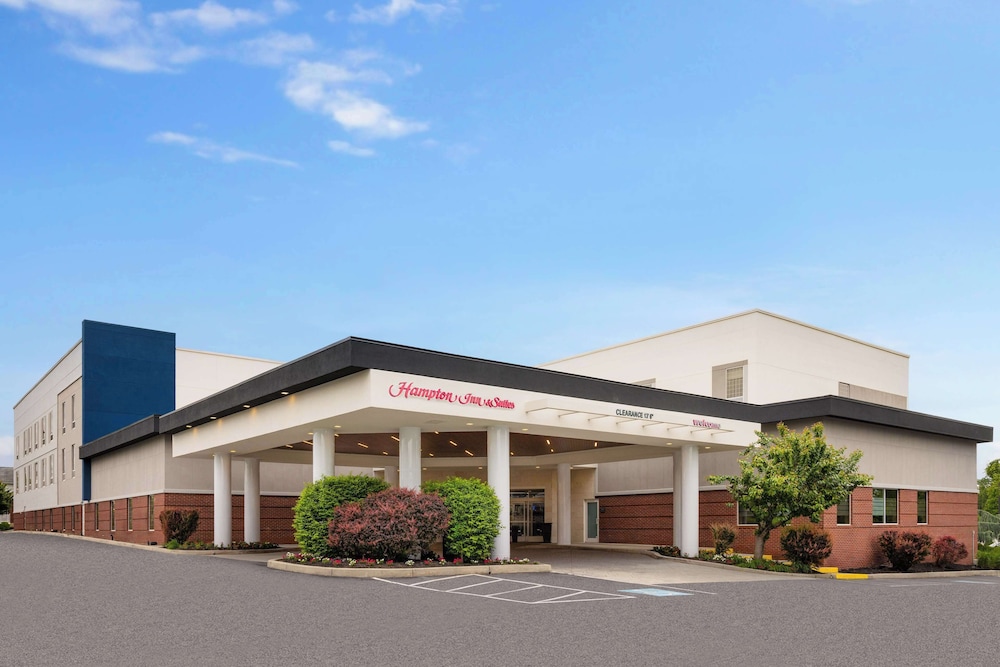 Hampton Inn & Suites Hershey - photo 2
