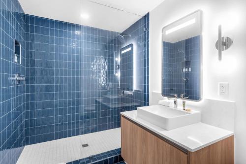 Gale Miami Junior double suite with balcony - photo 14
