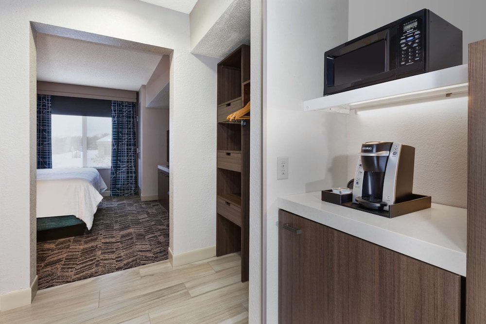 Hilton Garden Inn Minneapolis Maple Grove - photo 20