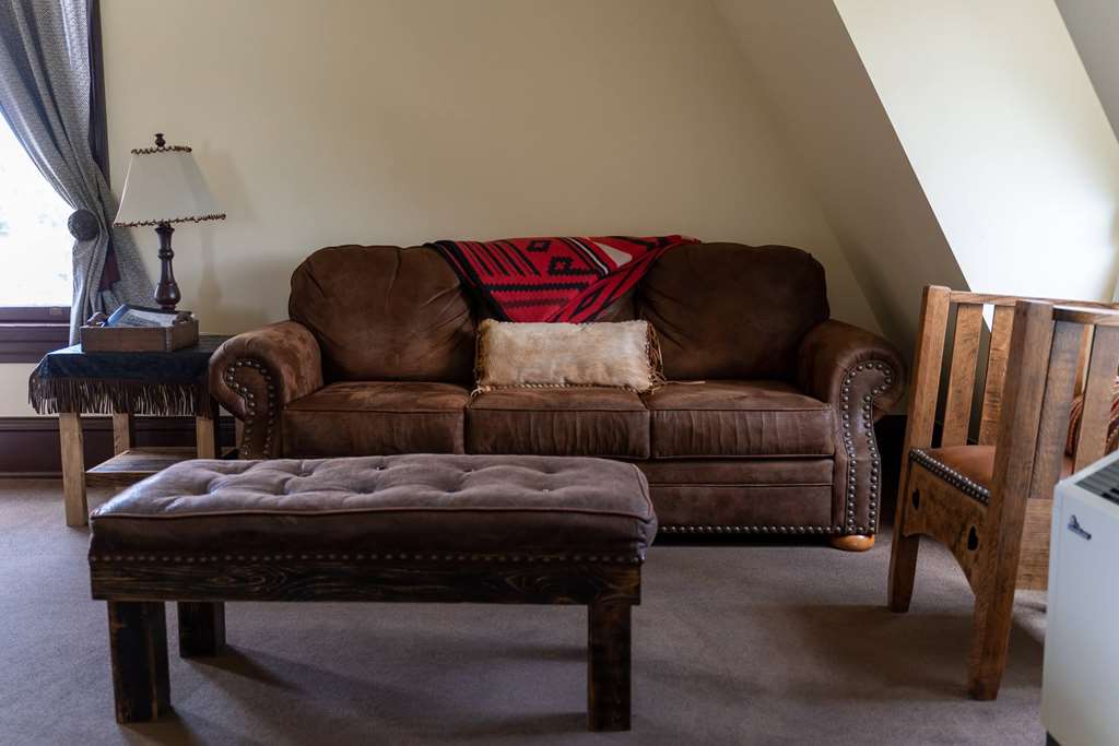 Sheridan Inn B W Signature Collection - photo 34