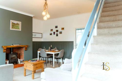 Luke Stays Oswald Terrace in Stanley, United Kingdom