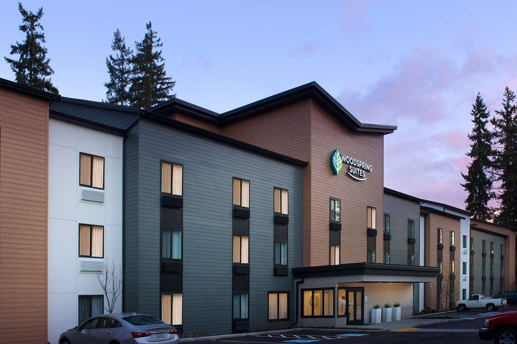 WoodSpring Suites Seattle Redmond - photo 3