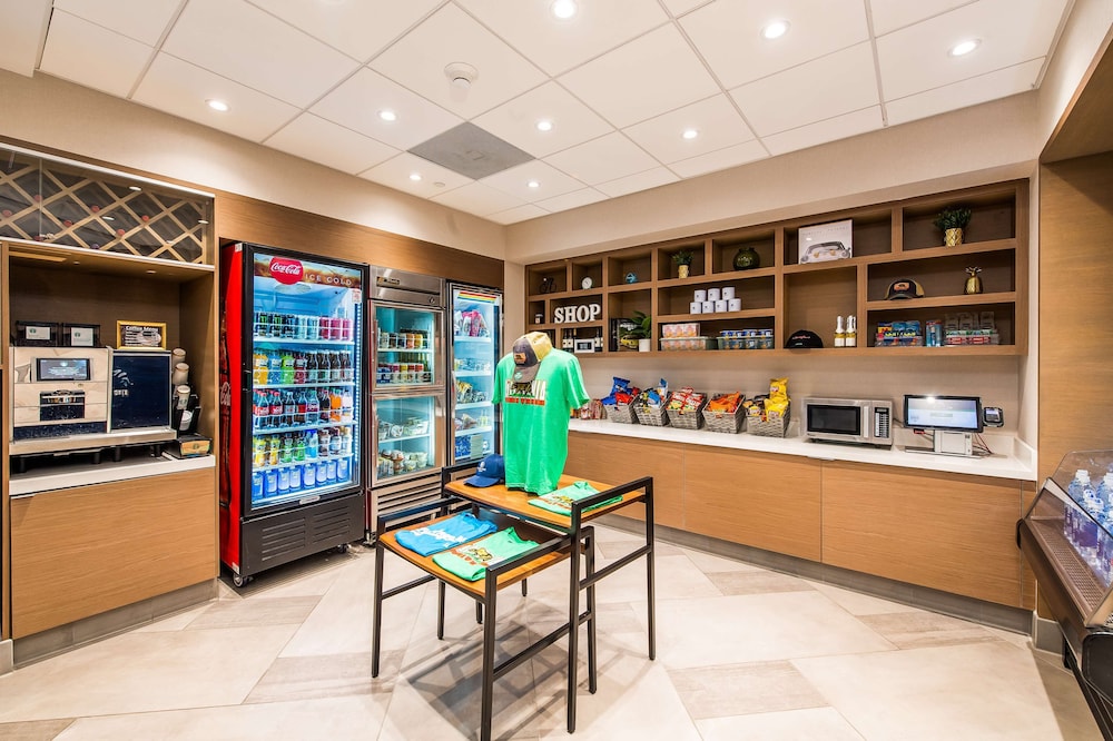 DoubleTree by Hilton Carson - photo 49