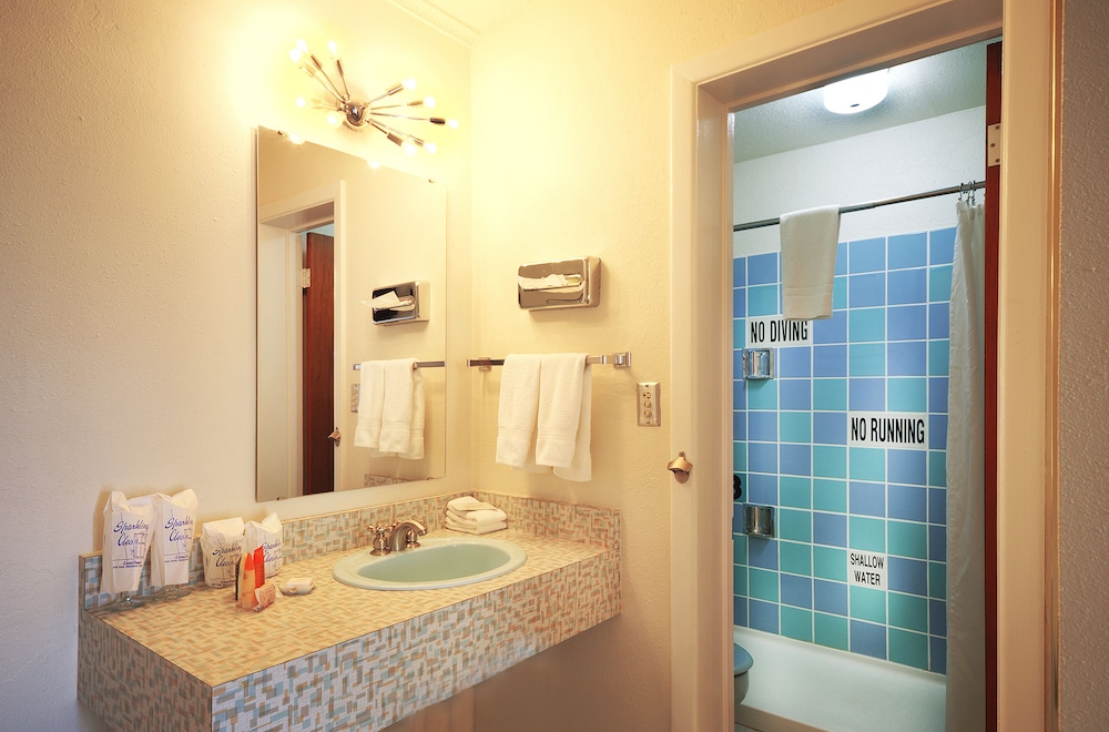Roadrunner Lodge - photo 27
