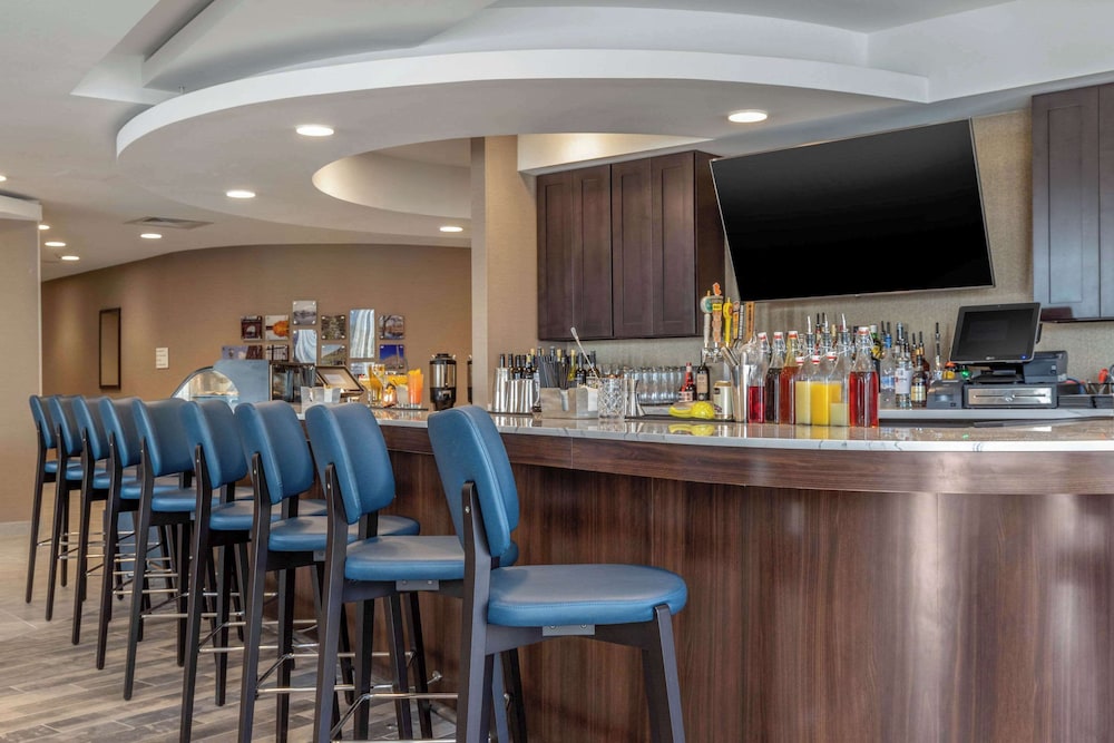 Cambria Hotel West Orange - photo 71