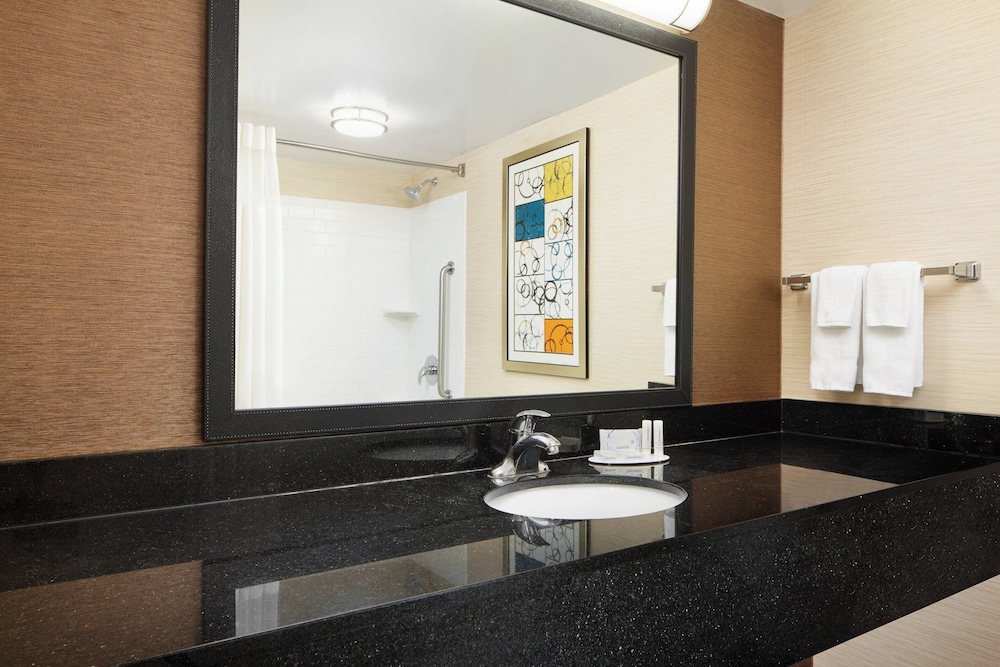 Fairfield Inn & Suites by Marriott Plainville - photo 26
