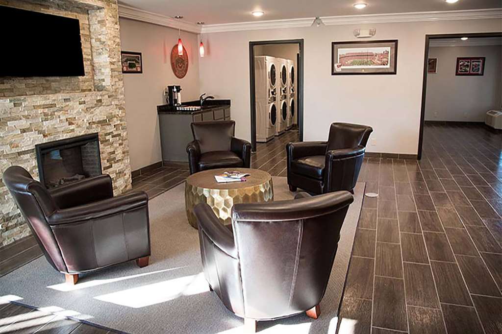 Baymont Inn and Suites by Wyndham Columbus Near OSU - photo 10