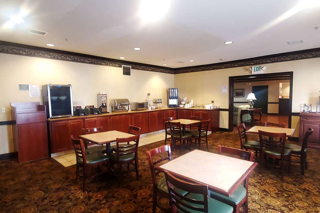 Wingate by Wyndham Youngstown Austintown - photo 22