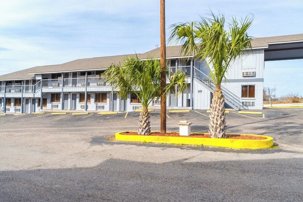 Regency Inn Three Rivers I 37 - photo 29
