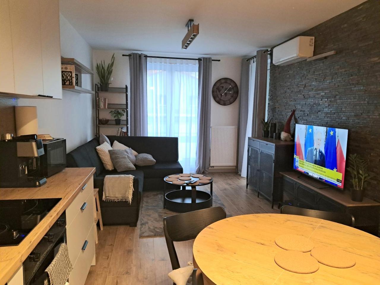 Apartament Drwęcka z indywidualnym garażem — 4-Star Luxury Hotel in Ostroda, Poland