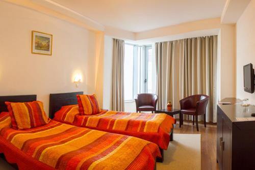 Hotel Mercur — Galati — photo 3