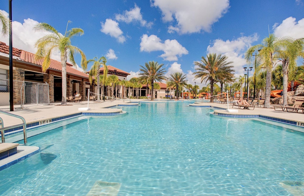 Beautiful 9 bedroom pool home located in the Solterra Resort home - photo 49