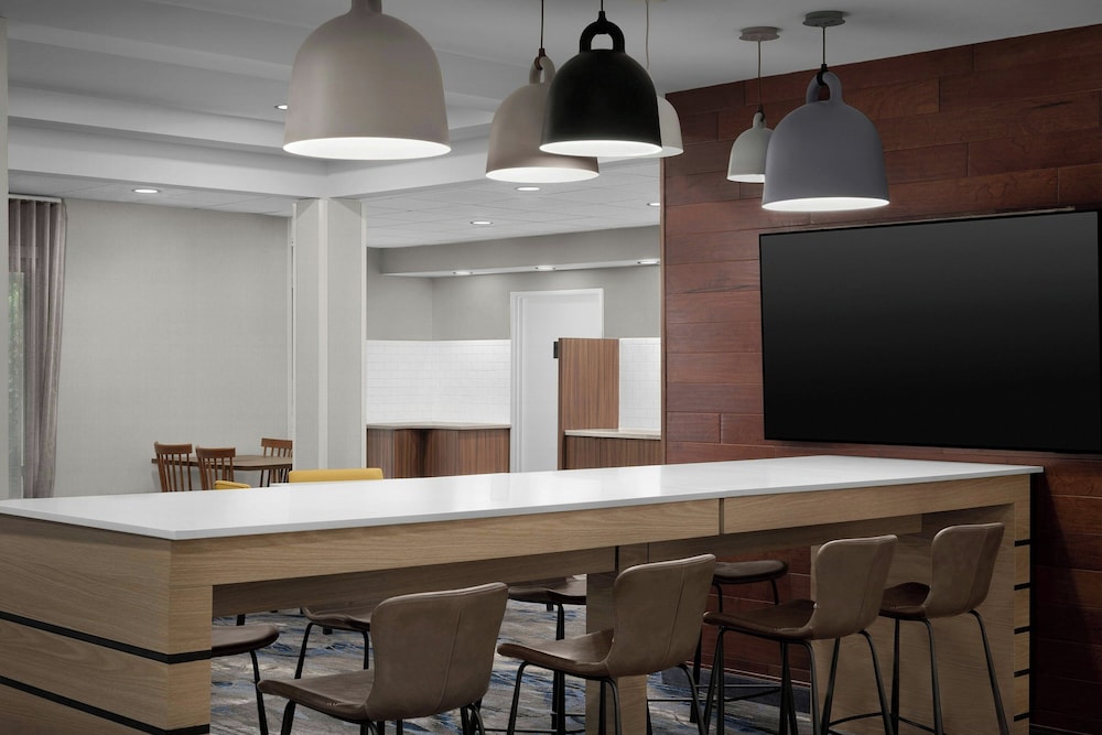 Fairfield by Marriott Inn & Suites Emporia I 95 - photo 29