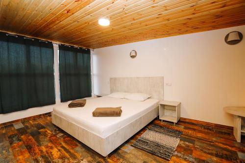 Laguna Villa Pool Sauna Events at Bazaleti Lake