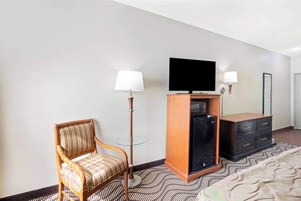 La Quinta Inn & Suites by Wyndham Corpus Christi Airport - photo 9