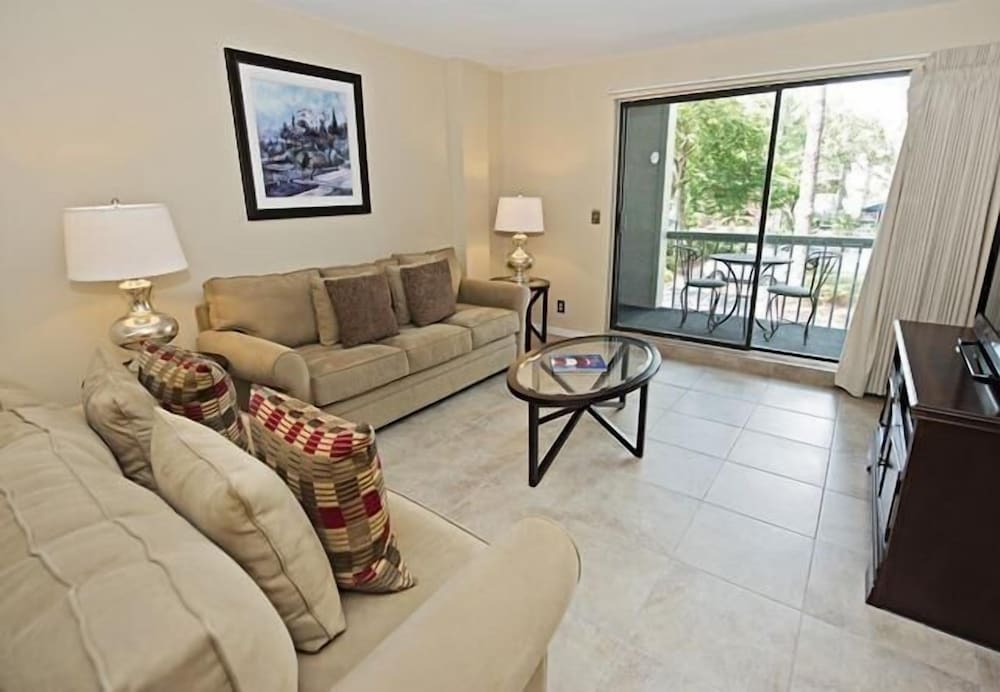916 Cutter Court at Sea Pines Resort - photo 3