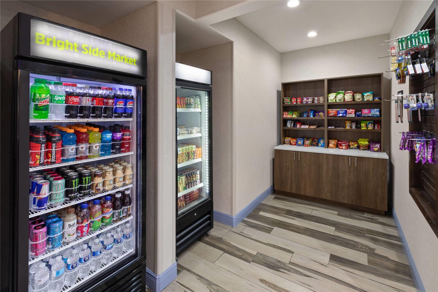 La Quinta Inn & Suites by Wyndham Oklahoma City Moore - photo 55