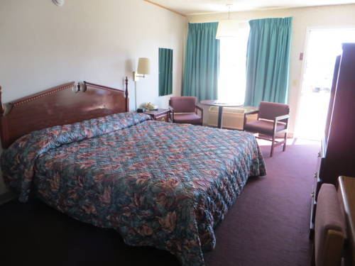 Caprice Motor Inn - photo 23