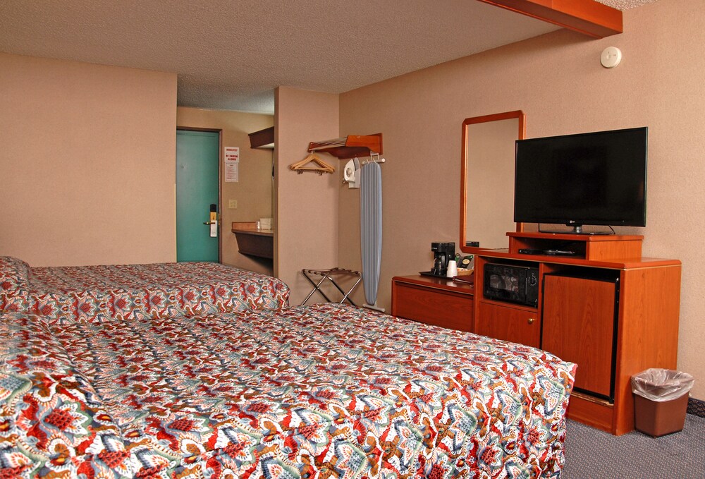 Redmond Inn - photo 3