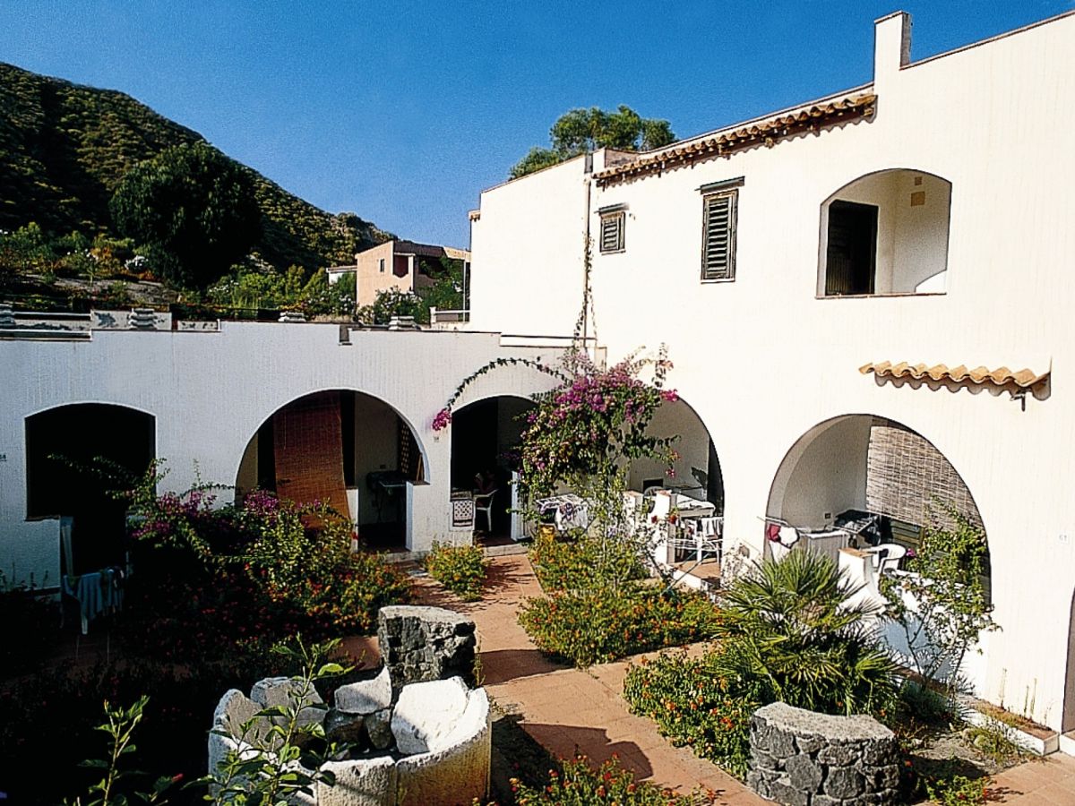 Vulcano Mare Resort in Lipari, Italy