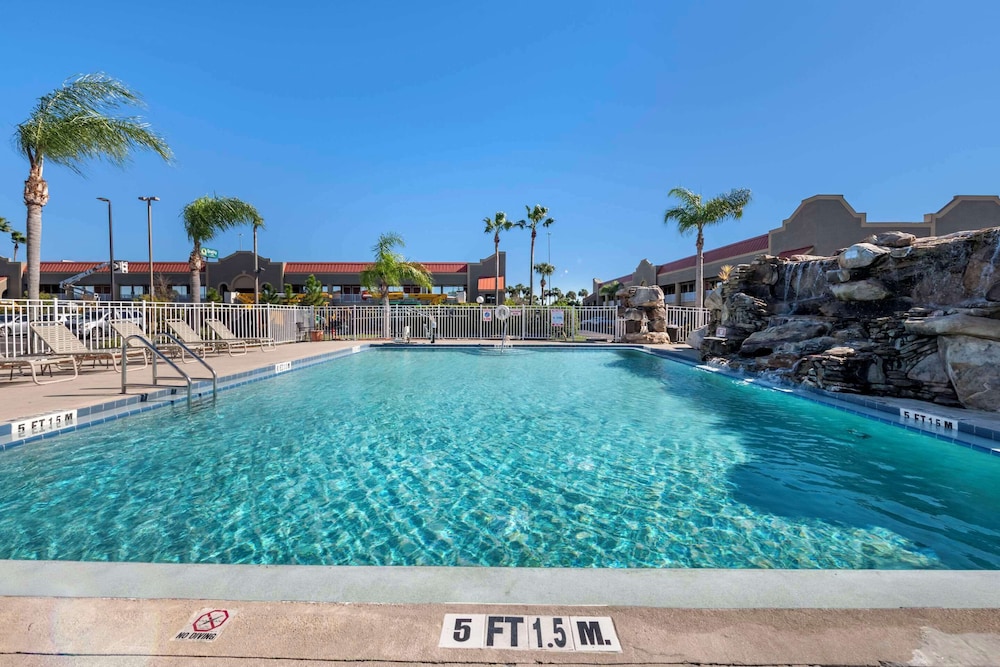Quality Inn Kennedy Space Center - featured photo