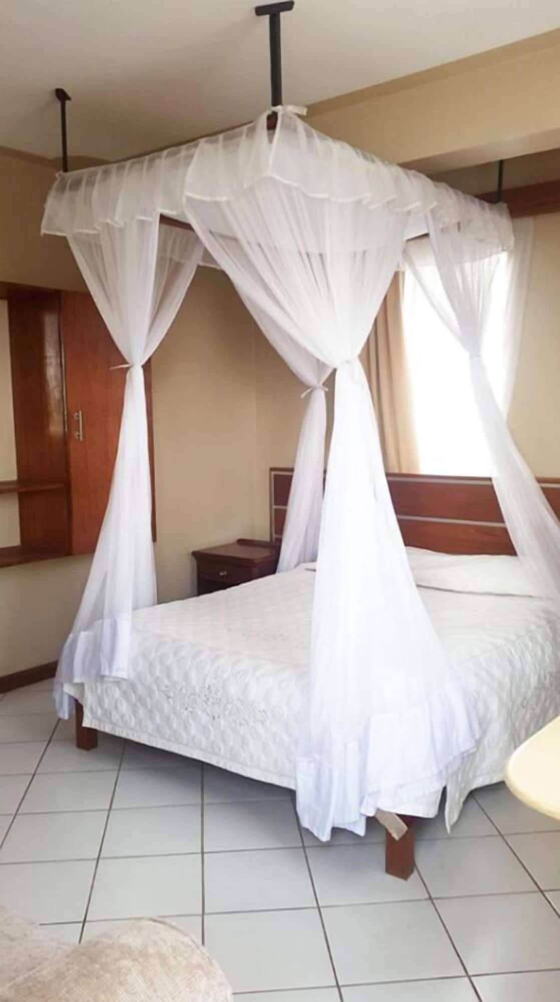 Sagas Hotel Ltd