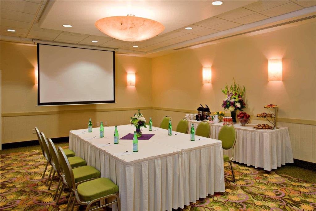 Radisson Hotel Yuma - photo 17