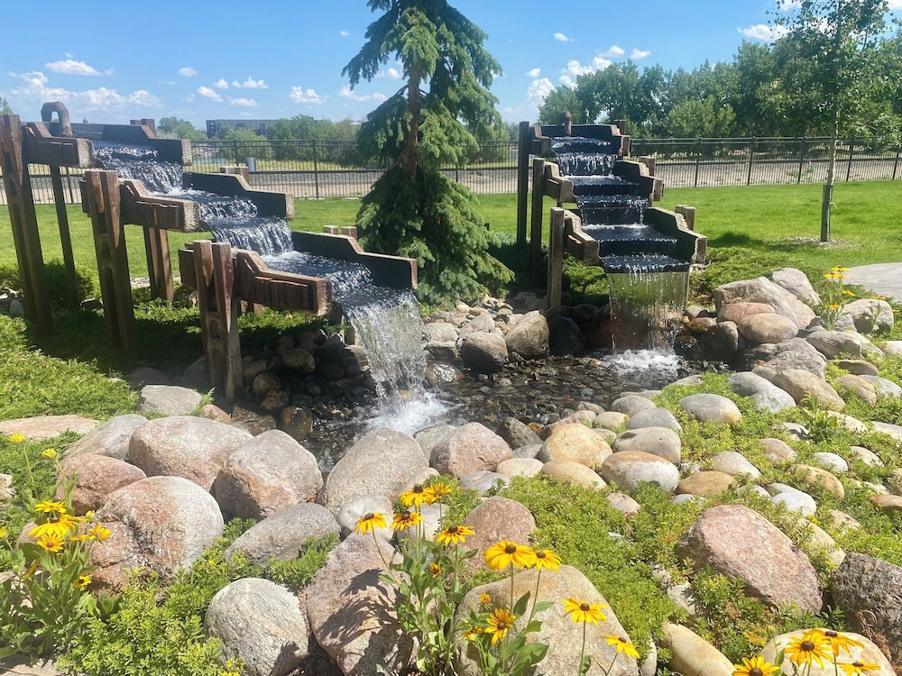 Staybridge Suites Great Falls by IHG - photo 126
