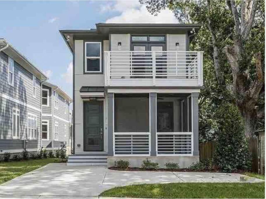 City View near Downtown Capital NC State in Raleigh, United States
