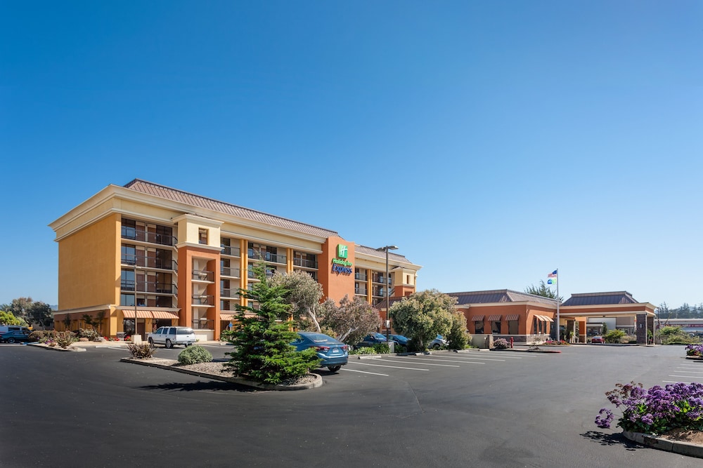 Holiday Inn Express at Monterey Bay by IHG - photo 28