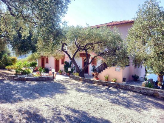 Moradas - carbon neutral hotel in Palhoca