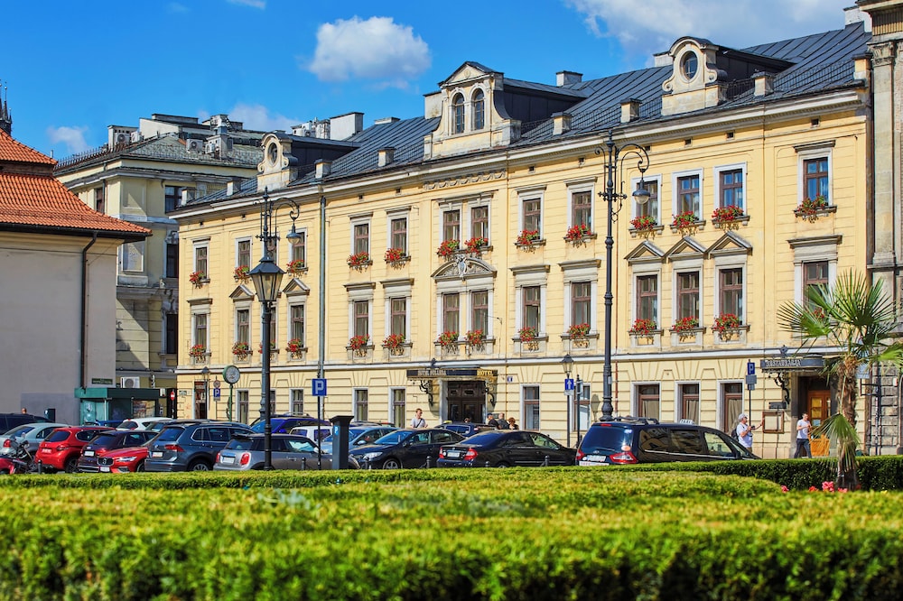 Pollera - carbon neutral hotel in Krakow