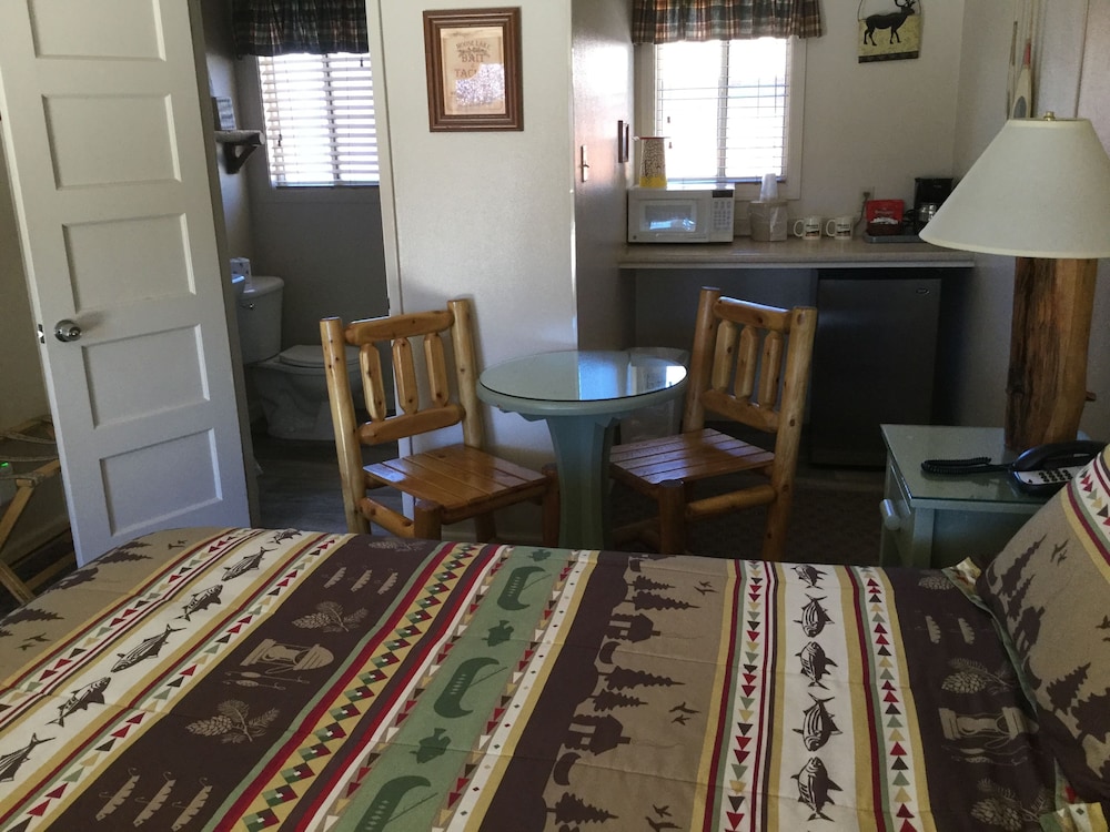 Sequoia Lodge - photo 3