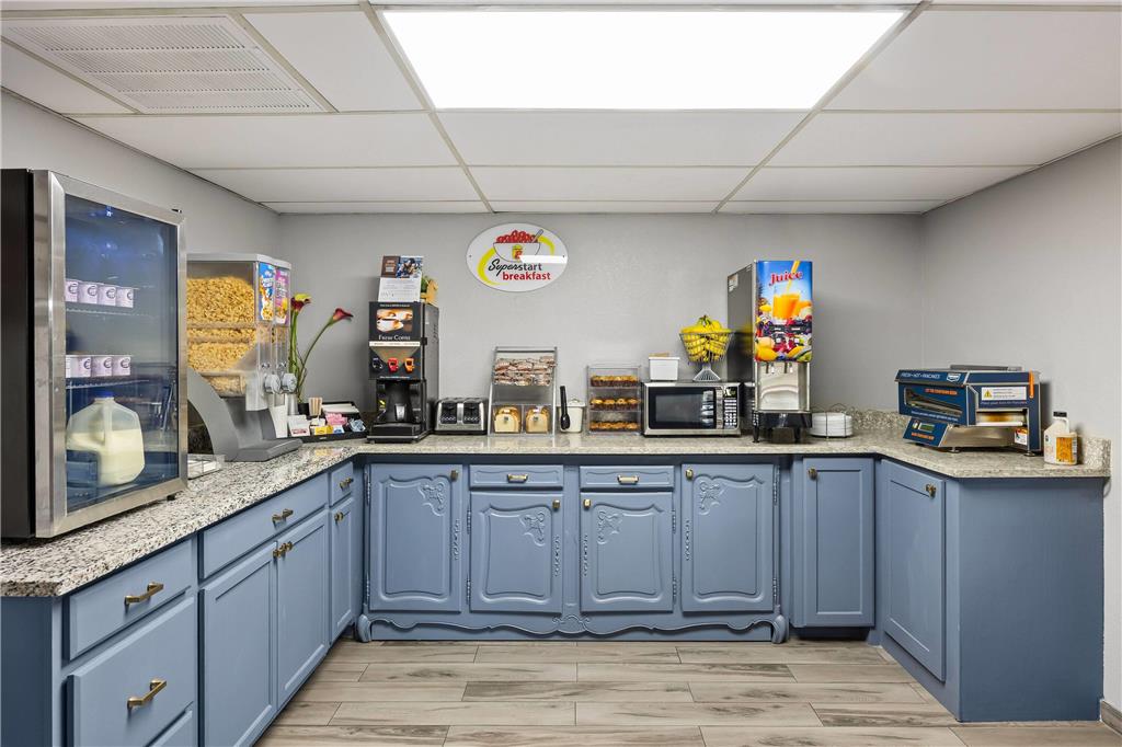 Super 8 by Wyndham Harrison AR - photo 35