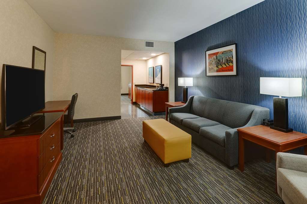 Drury Inn & Suites St. Louis Arnold - photo 11