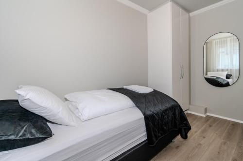 Framnesvegur Two Bedroom Apartment by Heimaleiga