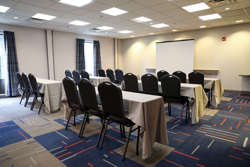 Hampton Inn & Suites Thibodaux - photo 51