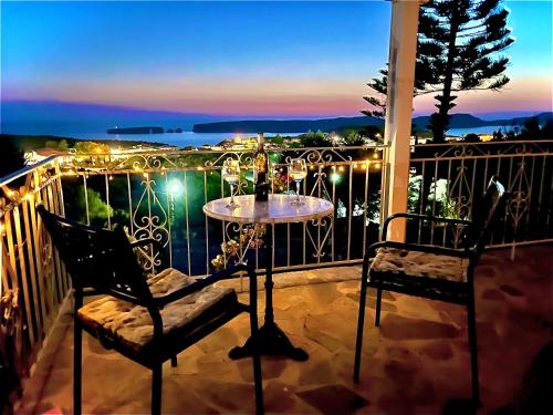 Gianna's Guesthouse & Cave Studio — 4-Star Luxury Hotel in Pylos, Greece