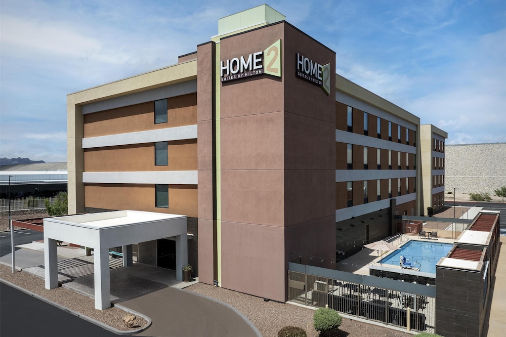 Home2 Suites by Hilton Las Cruces - carbon neutral hotel in Las Cruces