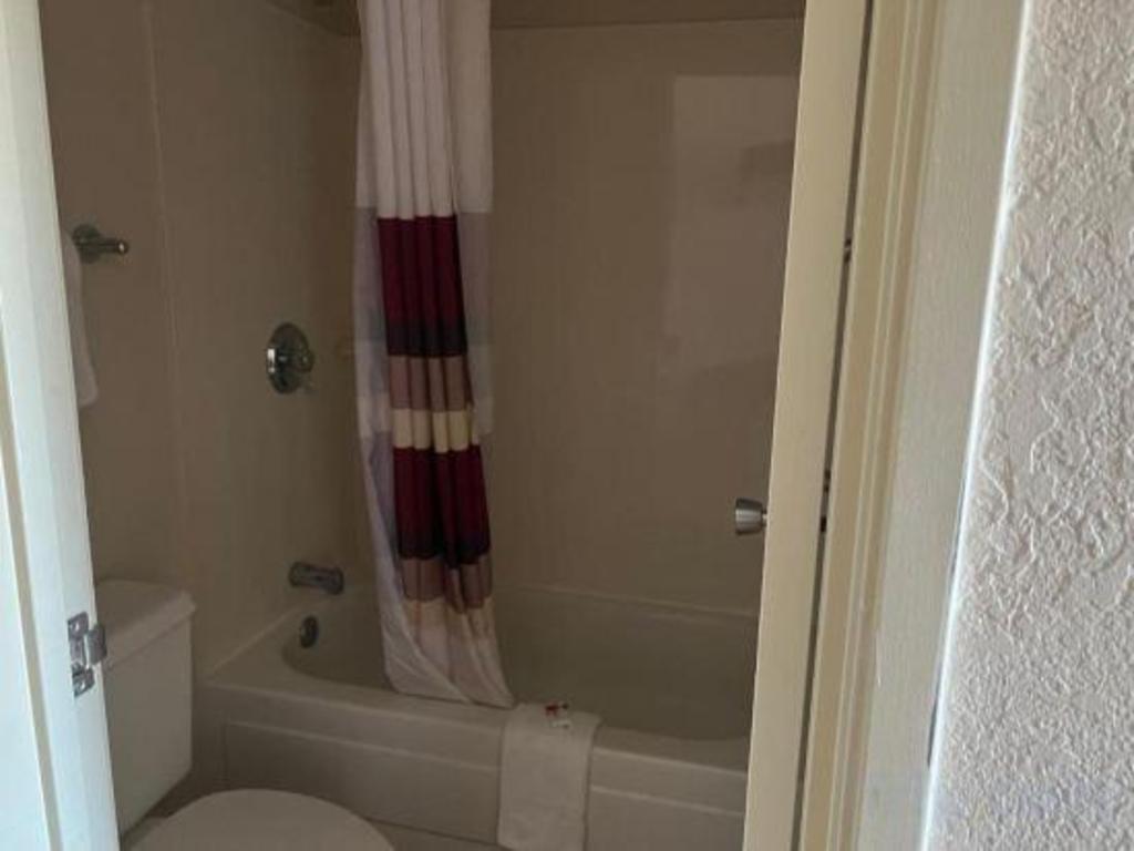 Baymont by Wyndham Holland Toledo - photo 22