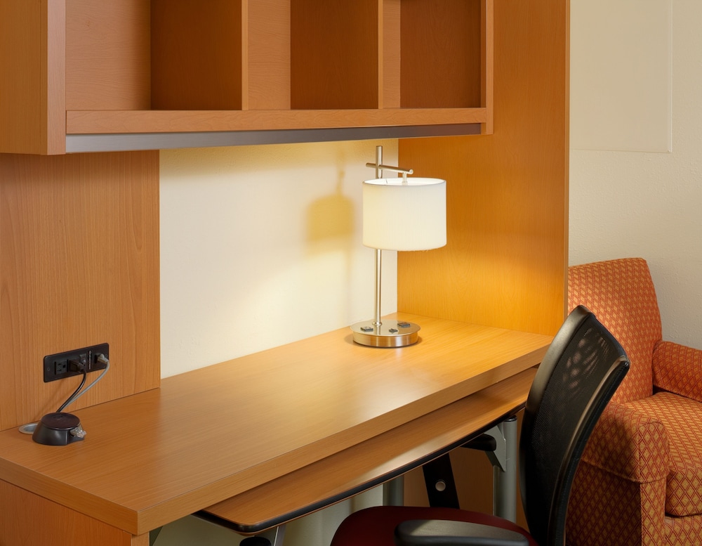 Hawthorn Extended Stay by Wyndham Cincinnati NE Mason - photo 6