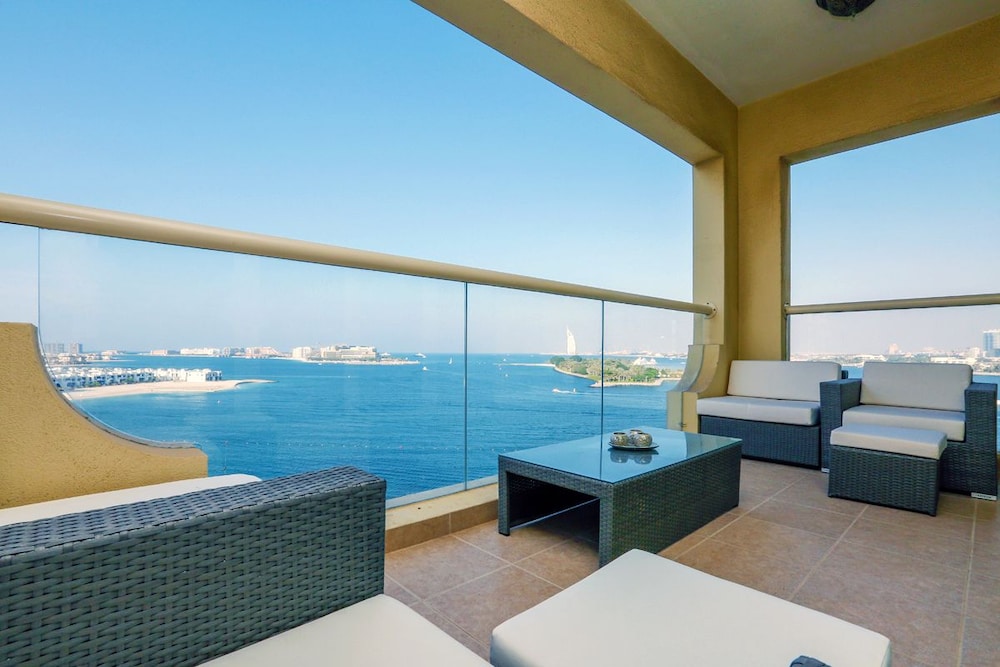 Kennedy Towers Jash Falqa — 4-Star Luxury Hotel in Dubai, United Arab Emirates