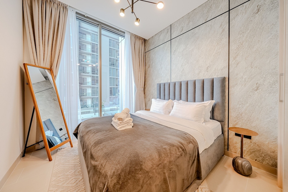 Sobha Creek Vistas Reserve A304 — 4-Star Luxury Hotel in Dubai, United Arab Emirates